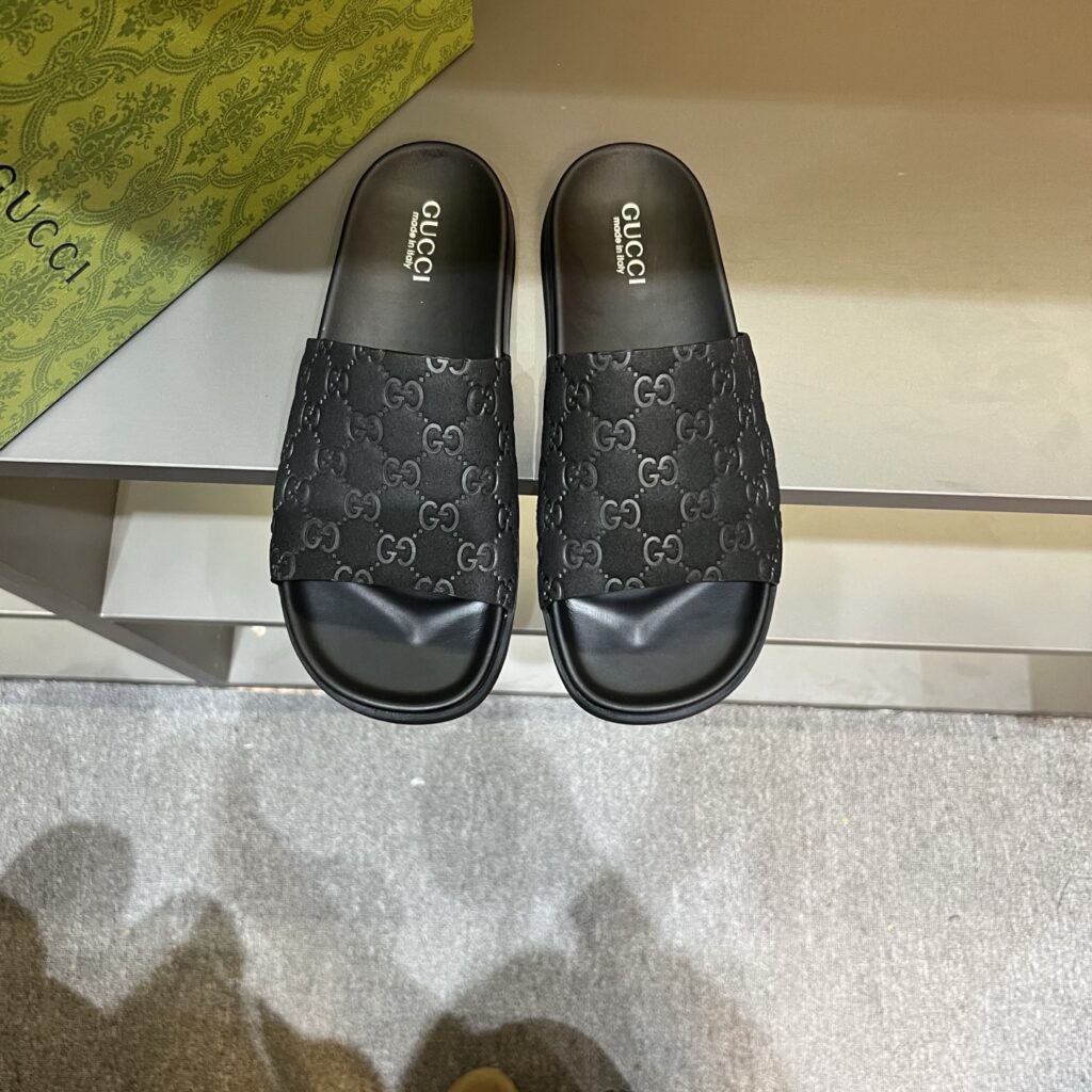 Gucci-Sandals-Black-Man