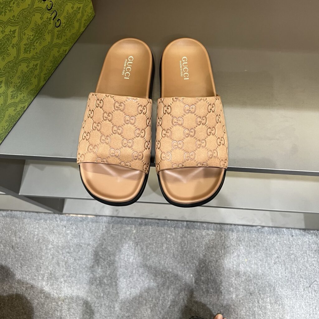 Gucci-Sandals-Brown-Man