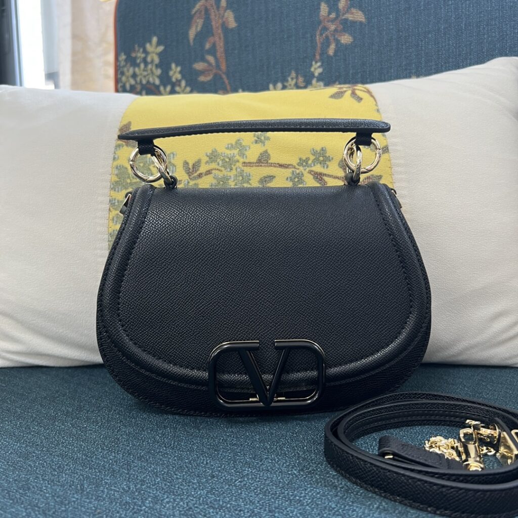 Valentino-GARAVANI VSLING-Black