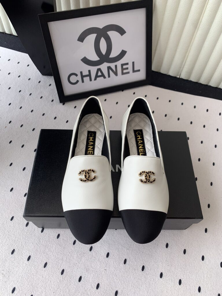 Chanel-Woman-Loafers-White