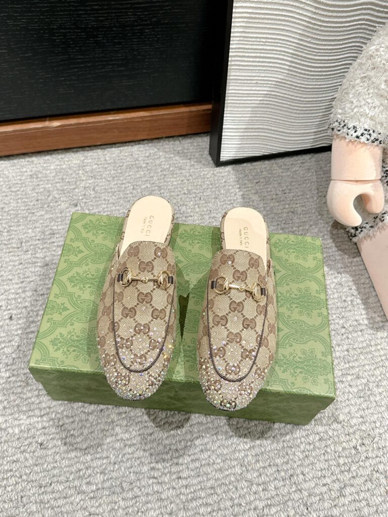 Gucci-Woman-Loafers-Brown