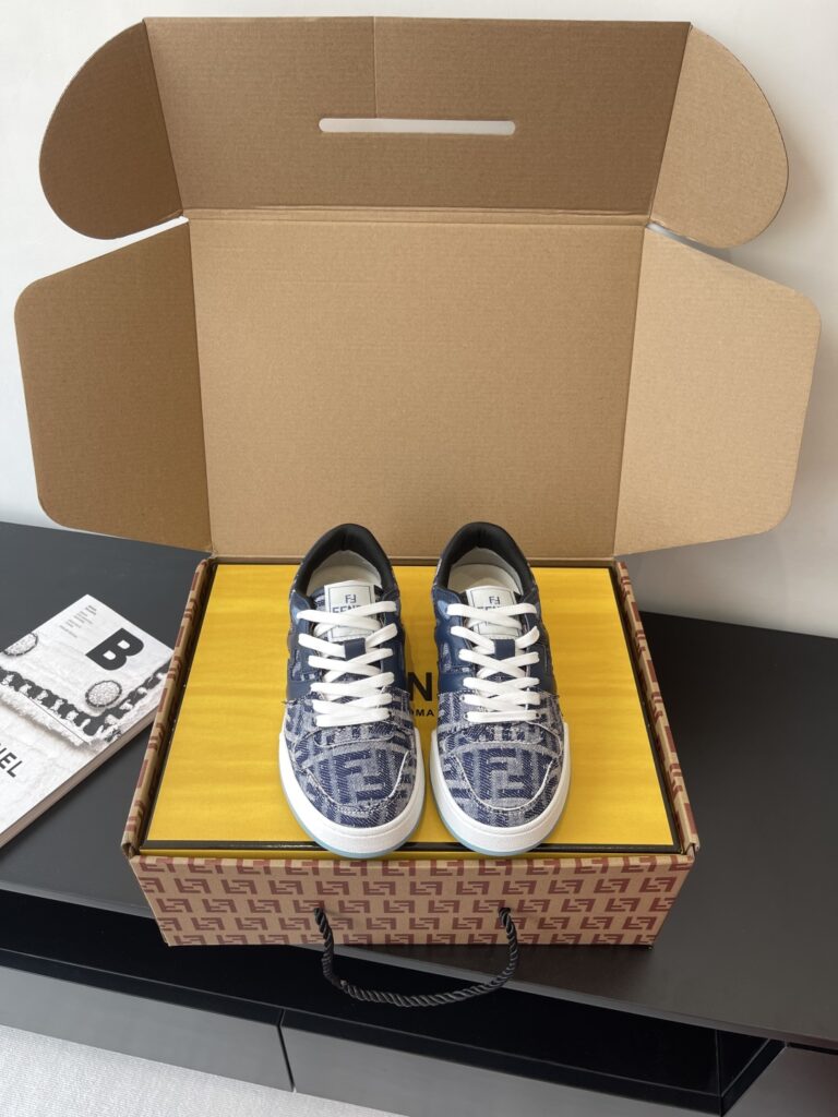 Fendi-Sneakers-Mens-Demin