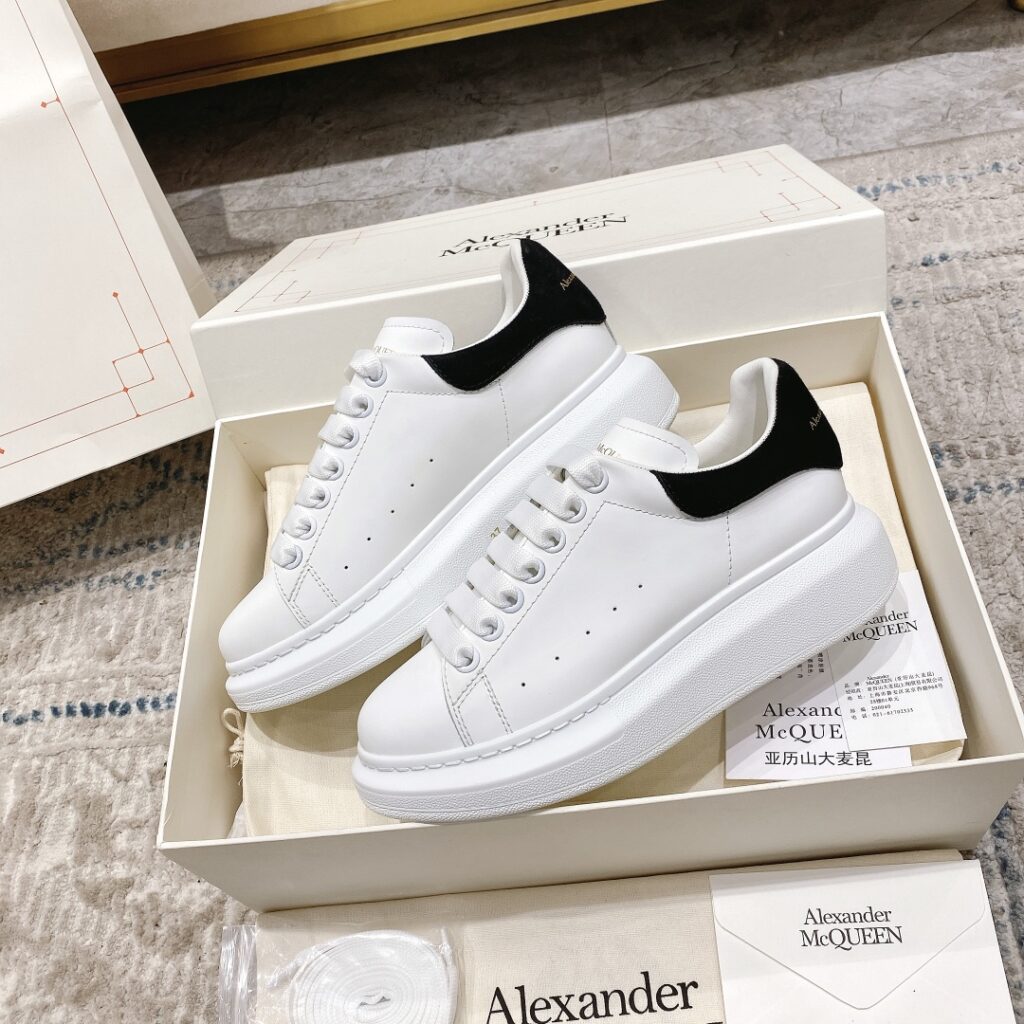 Alexander McQueen-Sneakers-White-Man/Woman