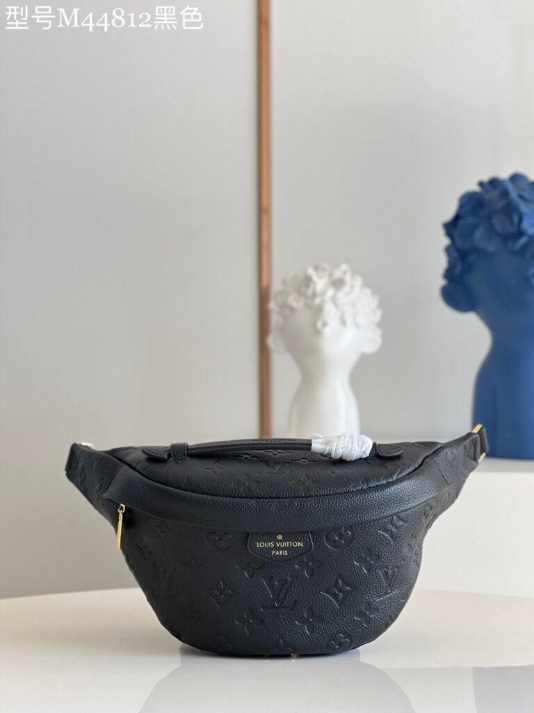 LV-Bumbag-M43644-Black